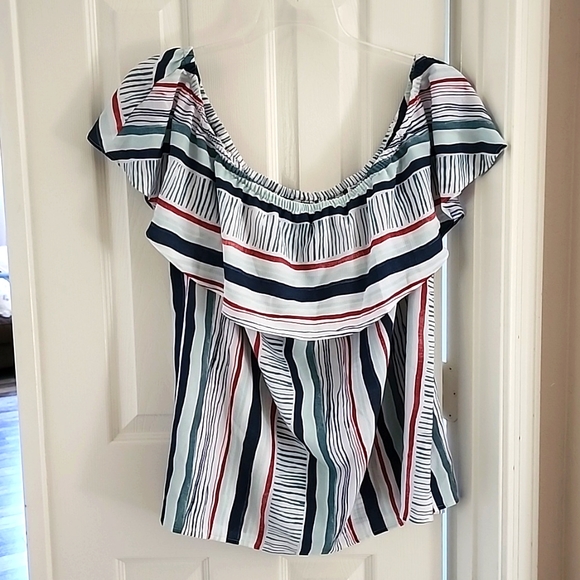 Top - Picture 1 of 2